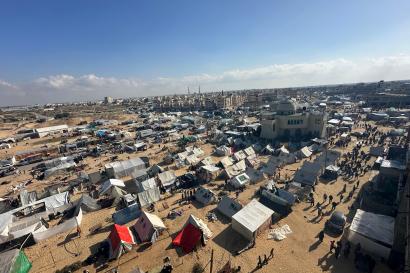 Aerial view of Palestinian encampment.