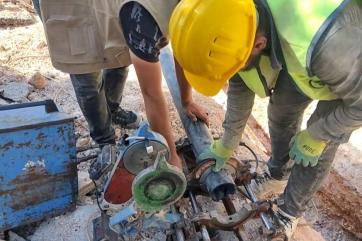 Mercy corps repaired water systems to restore access to water at a camp for people who have been internally displaced.