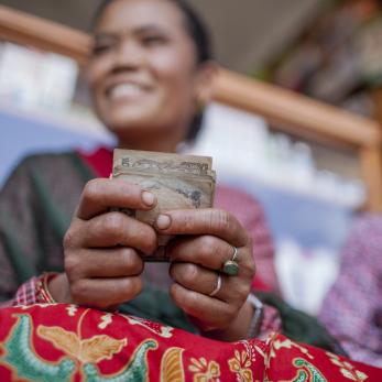 Nepal cash distribution
