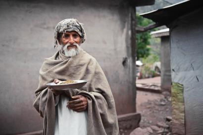 Man with white beard in pakistan