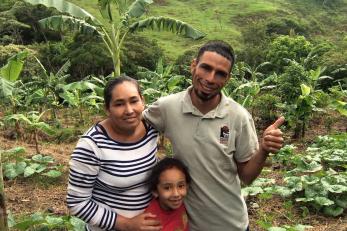 Lorena and agusto gamez with their daughter helen.