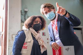 Tjada d'oyen mckenna (vest), chief executive officer for mercy corps, receives a tour of the al sahroon water treatment plant from younis sabahan ibrahim (white shirt), wash project manager at mercy corps’ mosul office.