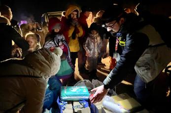 The polish organization dobra fabryka on all-night duty at the ukrainian border providing supplies and aid. 