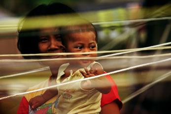 mother and child in indonesia