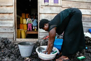 Laundry can be a luxury. "I try to conserve the water," Justine explains. "I'll do half the laundry, or wash half the dishes."