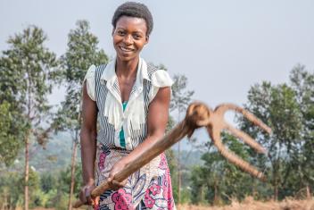 In the Democratic Republic of Congo, Mercy Corps is helping farmers like Lulenga establish climate-smart agricultural systems that produce nutritious food while improving the health of local ecosystems. 