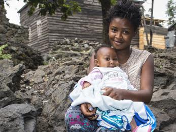 Congolese woman and child