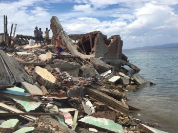 Earthquake damage in indonesia