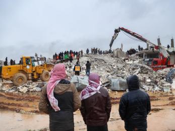 In sarmada, northwest syria, rescue crews rush to a collapsed building in the wake of massive earthquakes that struck the region.